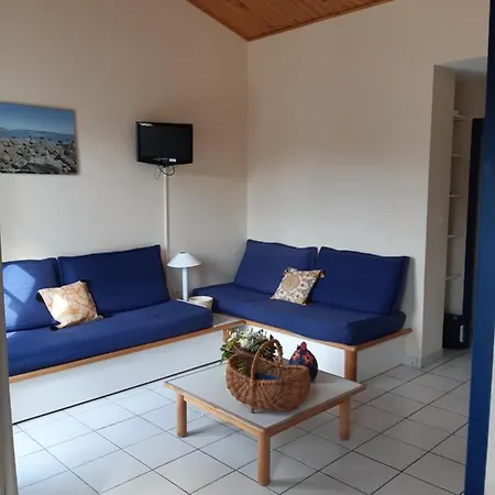 Proche Des Sables D'olonne Calme Pour 4 Personnes Situe Face Au Golf De Bourgenay A St Hilaire Talmont-Saint-Hilaire