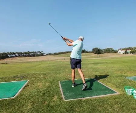 Proche Des Sables D'olonne Calme Pour 4 Personnes Situe Face Au Golf De Bourgenay A St Hilaire *