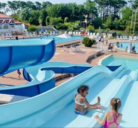 Proche Des Sables D'olonne Calme Pour 4 Personnes Situe Face Au Golf De Bourgenay A St Hilaire Apartmán